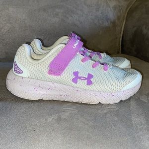 Underarmour tennis shoes